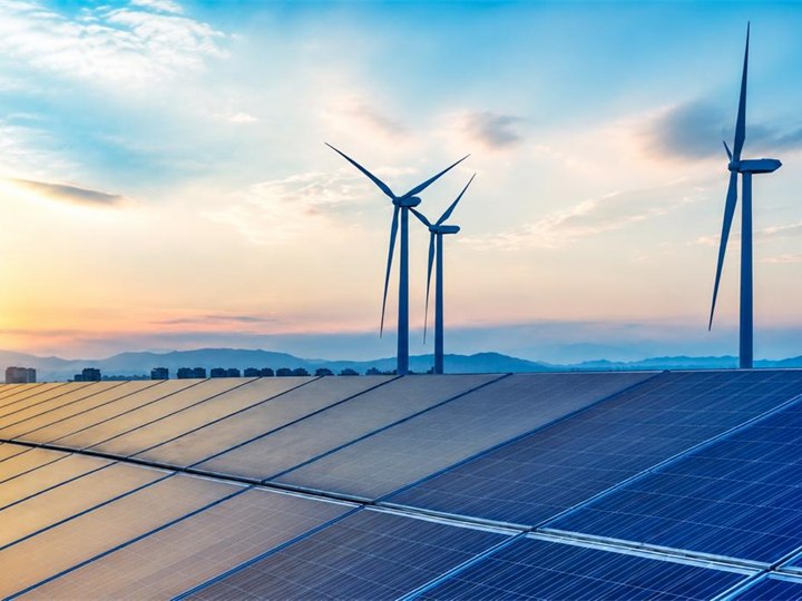 High-efficiency solar PV panels supplied with mounting hardware